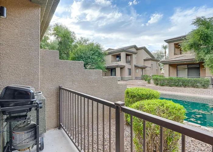 1 Mi To Golf: Lake-view W/ Pool In Chandler! Chandler